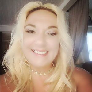 Meet your Posher, Mariell